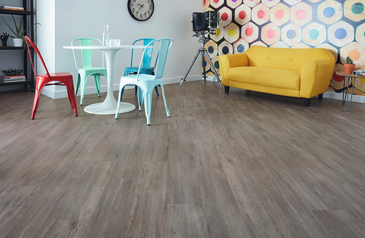 Karndean Linosa Palio LooseLay PVC Flooring 1050 X 250 X 4.5mm (3.15m2 Pack) 4 Karndean Linosa Palio LooseLay PVC Flooring 1050 X 250 X 4.5mm (3.15m2 Pack) - Image 2