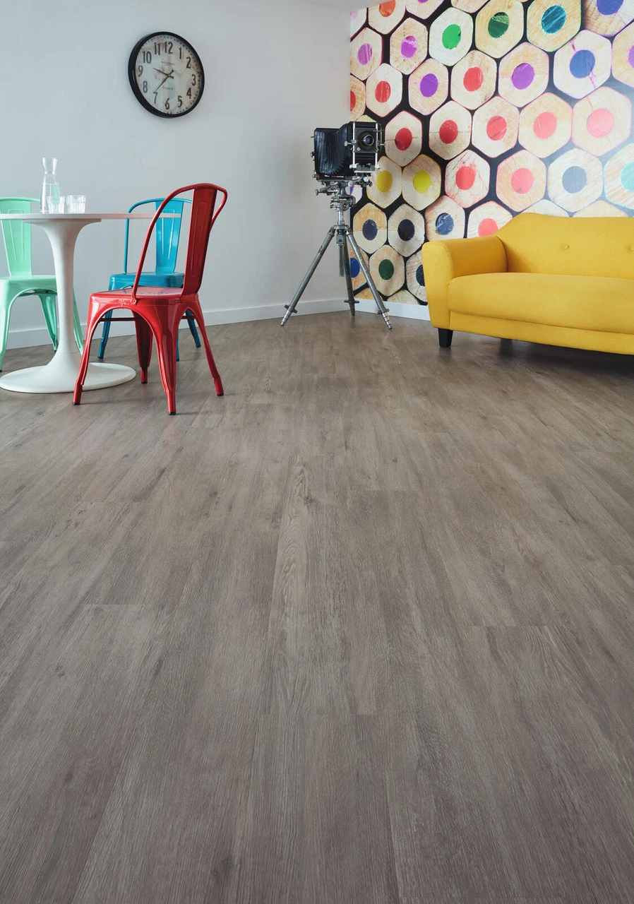 Karndean Linosa Palio LooseLay PVC Flooring 1050 X 250 X 4.5mm (3.15m2 Pack) 6 Karndean Linosa Palio LooseLay PVC Flooring 1050 X 250 X 4.5mm (3.15m2 Pack) - Image 4
