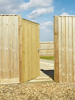 Charltons Town Wooden Side Gate 1778 X 900mm -Home Building Materials Store t.tlx YEYZbaK.DYZEtk rJY.Yq6TYF.YZ4hgYW 23291.1699922224