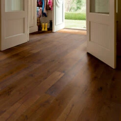 Elka Copper Oak Smoked Hand Sawn Engineered Hardwood Flooring (2.11m2) -Home Building Materials Store t.tlx bsbaE0G.TbaaSMJ8Db.bvgZbL. 55828.1687591953